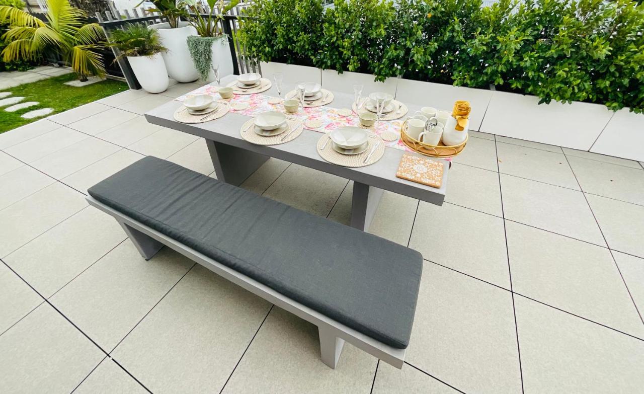 Deluxe Downtown Mount Maunganui Villa Kültér fotó